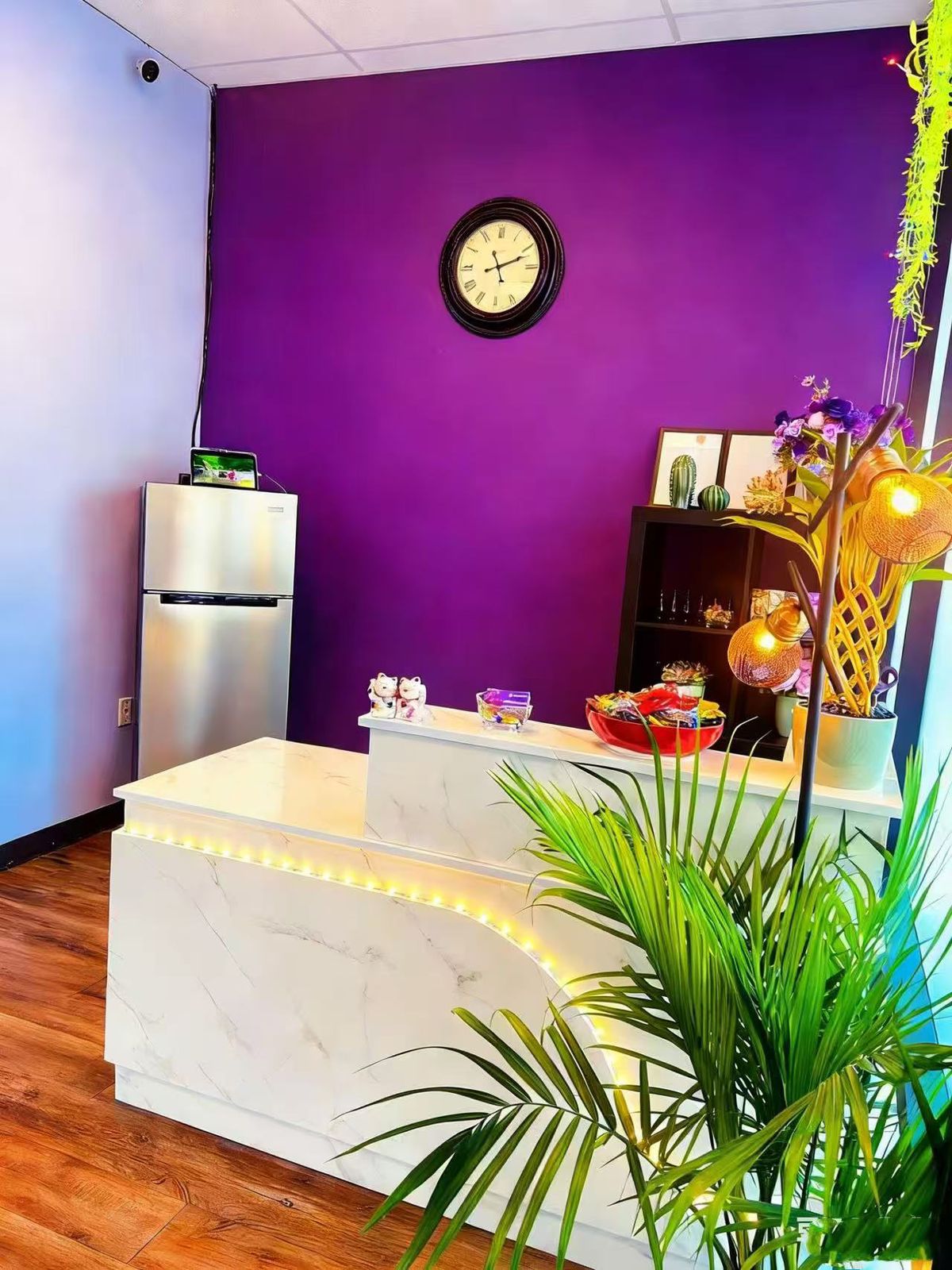 Violet Spa reception area